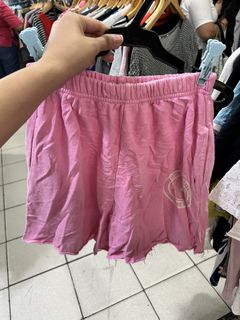 (Category: ) located in . Submitted by leans_closet (Listing ID 1465680704, Image 1). Description: .