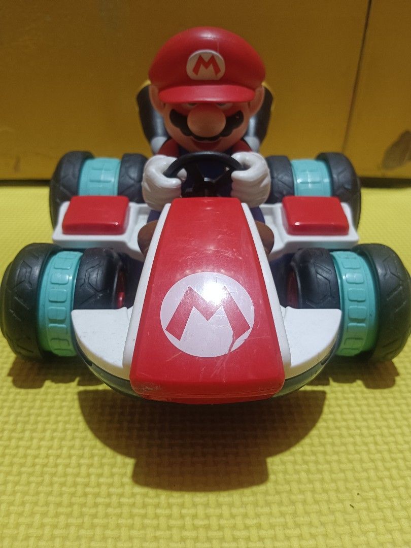 Mario kart (Category: Remote Control Toys) located in Pasig City. Submitted by rednaxela_rich (Listing ID 1465580457, Image 2). Description: 2pcs Nintendo Mario kart set No remote as is.