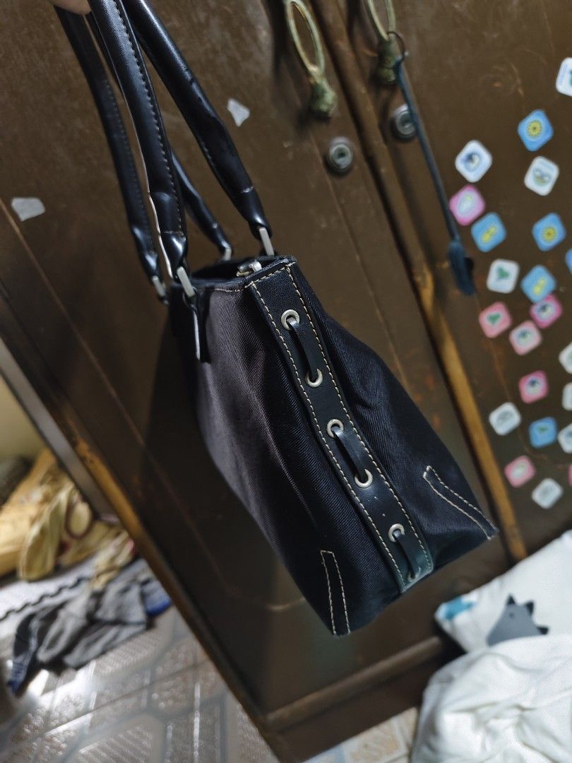Marithe + Francois Girbaud black shoulder bag Y2K (Category: Shoulder Bags) located in General Mariano Alvarez. Submitted by findsandmoreph (Listing ID 1465640801, Image 2). Description: Y2K SHOULDER BAG.