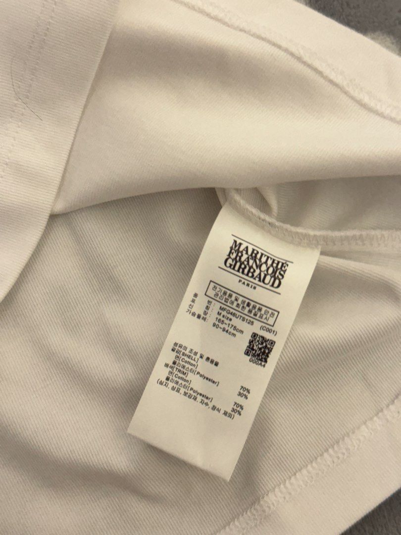 Marithe Cropped （分類：T-shirt）位於 Hong Kong。 由 keepsharee 提交（商品編號 1465712895，圖片 4）。簡介： Used 2times 用過2-3次 .. 好似新噉。