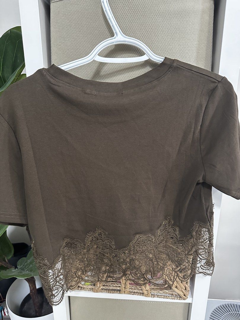 Matinee Brown Lace Shirt (Category: Blouses) located in Quezon City. Submitted by minstbooks (Listing ID 1465640720, Image 2). Description: RFS: Too small.