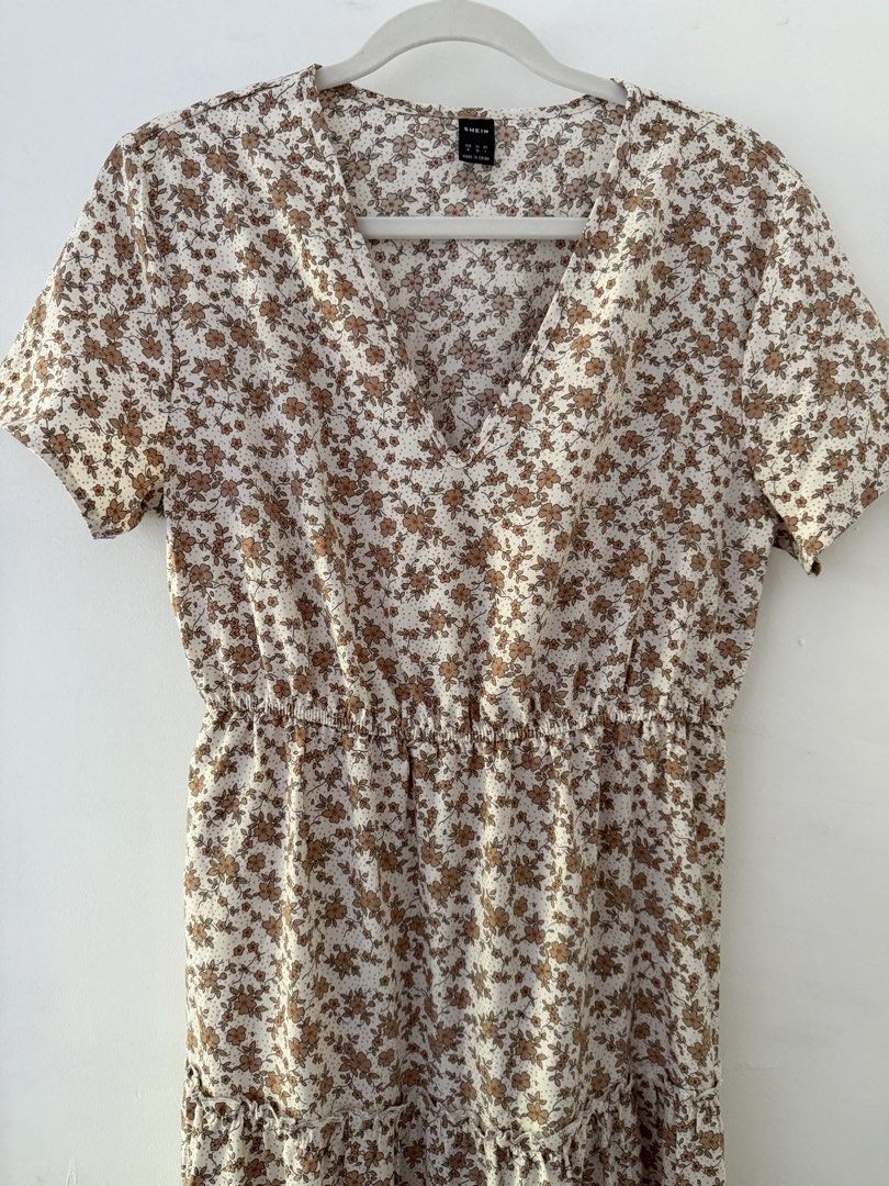 Maxi and long dress (Category: Dresses) located in Tarlac. Submitted by ney14 (Listing ID 1465621465, Image 3). Description: *Shein dresses some items are never worn or worn one to 3 times only. *Like new Medium Maxi dress 500 Long dress 450.
