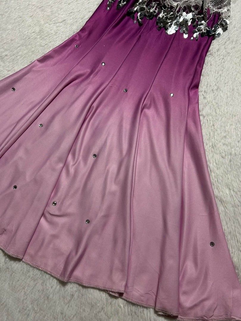 Mermaid skirt (Category: Skirts) located in Quezon City. Submitted by herarchiveph (Listing ID 1465723195, Image 3). Description: Waist: 18 to 26 Length: 29.
