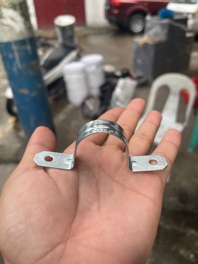 Metal C clamp size: 1" 2hole (Category: Home Improvement Tools & Accessories) located in Manila. Submitted by 09171479278_elsie. (Listing ID 1465616633, Image 1). Description: Metal C clamp size: 1" 2hole.