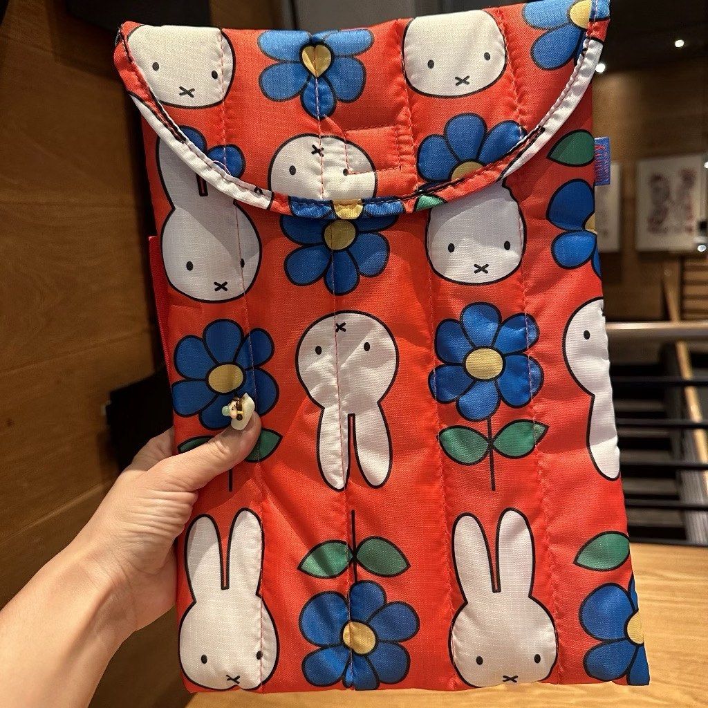 Miffy x BAGGU Red Laptop Bag (Category: Shoulder Bags) located in Manila. Submitted by patchypat01 (Listing ID 1465609359, Image 2). Description: Miffy x BAGGU Red Laptop Bag 13/16 Inch Cute Tablet Protective Case Liner Protective Bag PRE ORDER OCT 15-17.
