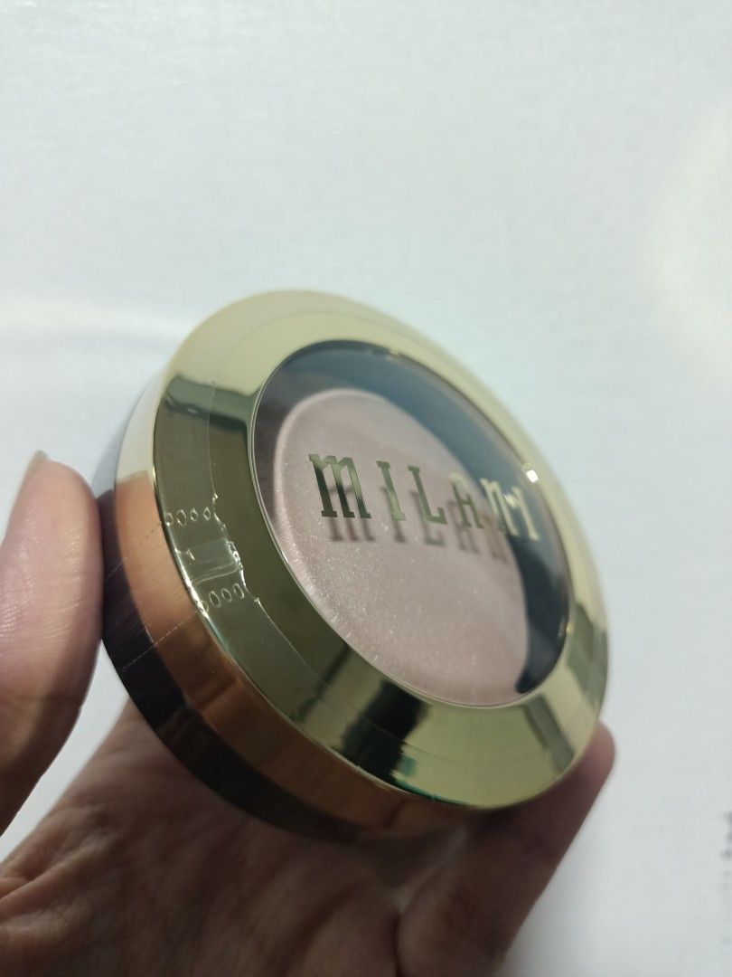 Milani Baked Highlighter (8g) (Category: Makeup) located in Bislig. Submitted by vanityarchives (Listing ID 1465734121, Image 2). Description: brandnew, never been opened packaging still intact. this is the bigger version (0.28oz/8g) original from the USA rfs: don't use highlighters.