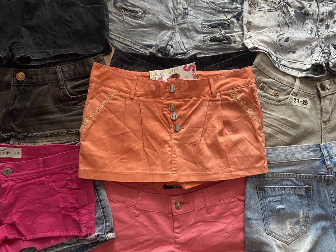mini micro cute skort cotton (Category: Shorts) located in Manila. Submitted by lavernsloop (Listing ID 1465638193, Image 1). Description: size 29-30 low rise | inch 9.5.