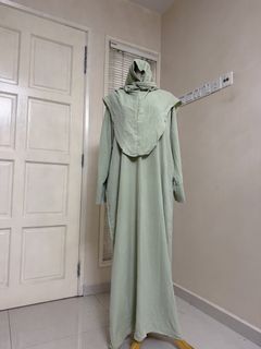 (Category: ) located in . Submitted by ai.thrift (Listing ID 1465625462, Image 1). Description: .