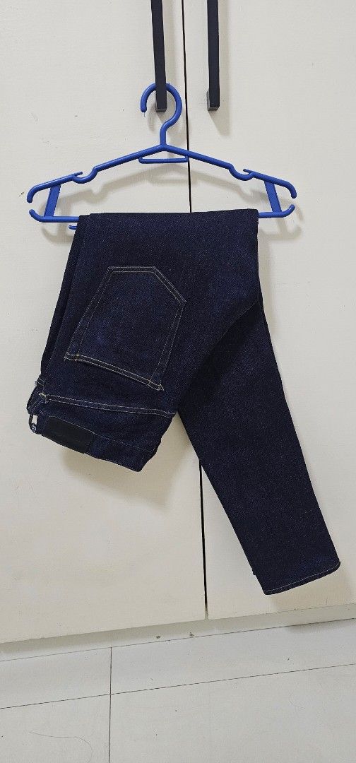 Monkey Time / United Arrows (Category: Jeans) located in Navotas City. Submitted by walburst (Listing ID 1465726622, Image 1). Description: Monkey Time by United Arrows Selvedge denim Indigo Excellent Condition Medium Slim fit Actual Dimes, W: 32in / L: 39in / Hem: 6in Zip fly Made in Japan.