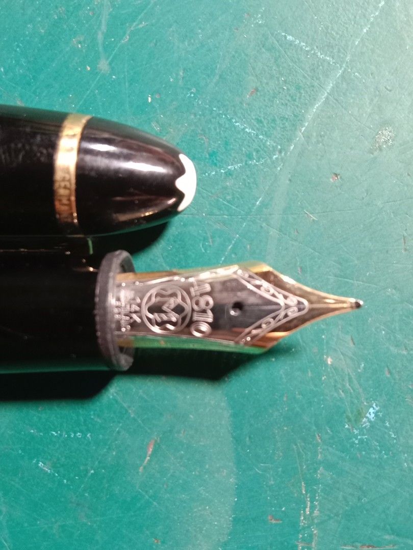 Montblanc MEISTERSTUCK No.146 (Category: Luxury Accessories) located in Caloocan City. Submitted by noblehawk_5ce539 (Listing ID 1465664057, Image 3). Description: FS: Montblanc Meisterstück No. 146 (1990s Vintage) Looking to let go of this beautiful Montblanc 146 from my personal collection. It features the highly desirable 1990s era parts, offering a wonderful writing experience and excellent durability. • Model: Montblanc Meisterstück No. 146 