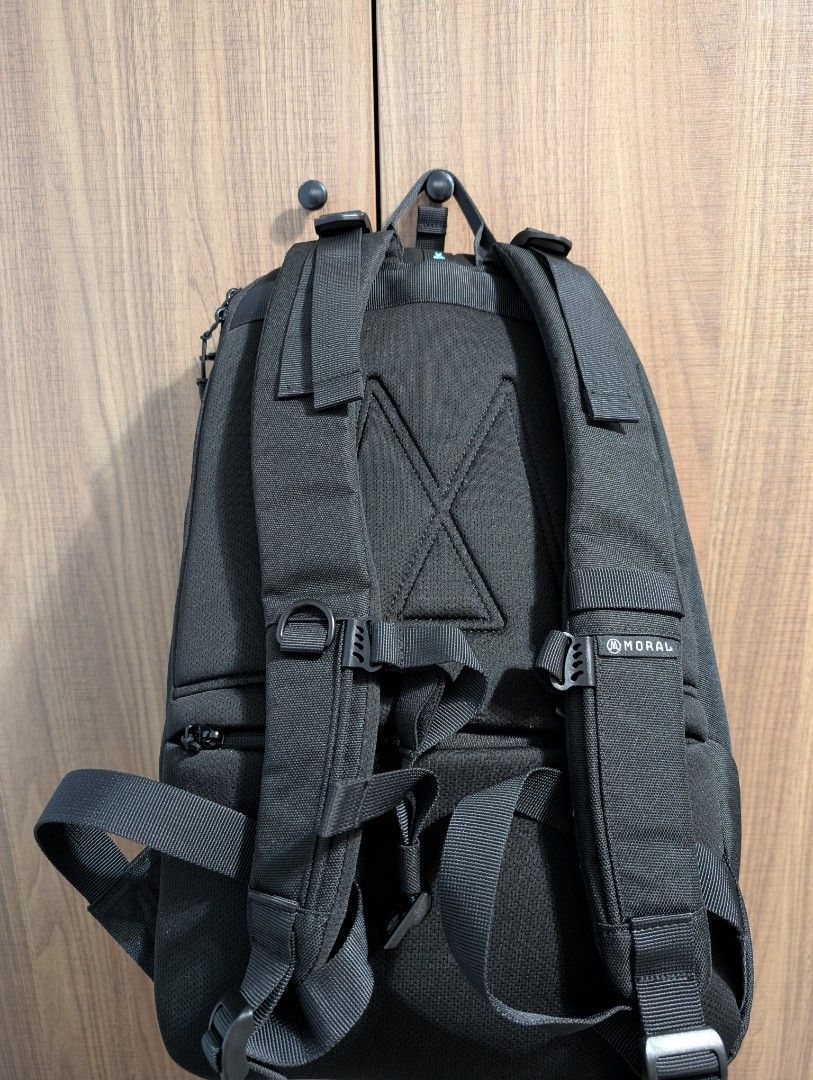 Moral backpack,Marquis Basic Backpack Medium （分類：背包）位於 Hong Kong。 由 wavetoearth2026 提交（商品編號 1465656337，圖片 2）。簡介： Marquis Basic Backpack Medium 出勤率近乎0% 95%新 所見即所得 。