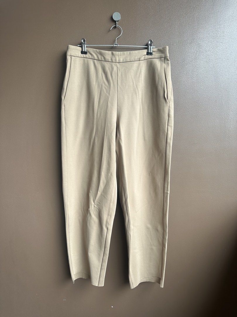 Mosaic Beige Casual Pants Size M (Category: Jeans) located in Pasig City. Submitted by afterglowpreloved (Listing ID 1465593979, Image 1). Description: .