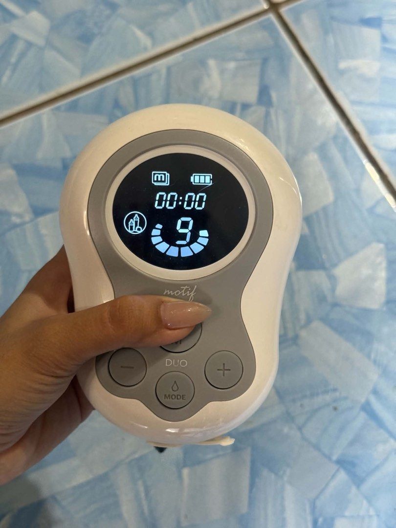 Motif Duo Motor (Category: Breastfeeding & Bottle Feeding) located in Calauan. Submitted by _ramona (Listing ID 1465609936, Image 1). Description: helping a friendd! will give you her contact deets if sure buyer para kayo mag usap. slighty nego seller can give til 2500 sure buyer.