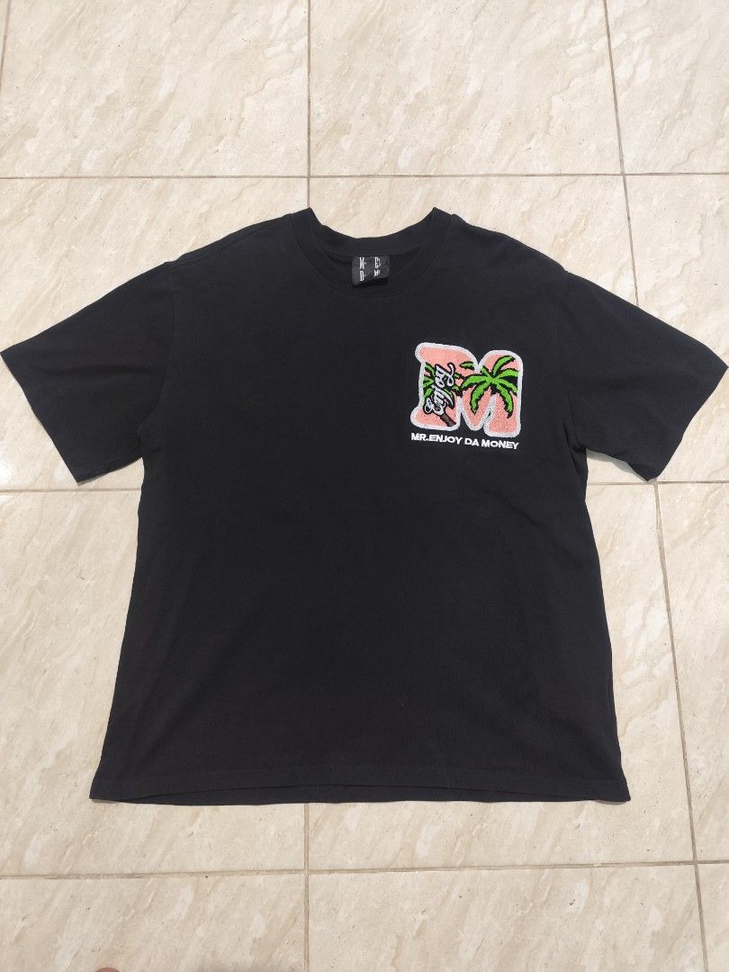 Mr. Enjoy Da Money (Category: Tshirts & Polo Shirts ) located in Manila. Submitted by buyybustt (Listing ID 1465698234, Image 2). Description: 20x26.5 10/10 conditon Color Rate.