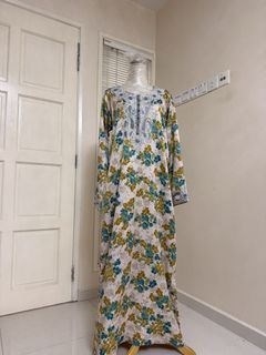 (Category: ) located in . Submitted by ai.thrift (Listing ID 1465625760, Image 1). Description: .