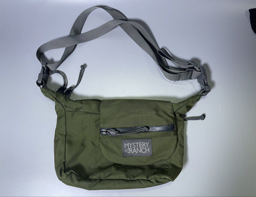 Mystery Ranch A5 Fatigue Shoulder bag (Category: Sling Bags) located in Las Pinas. Submitted by dhliacmp (Listing ID 1465708567, Image 1). Description: Mystery Ranch A5 Fatigue Sling bag Rare design Retails around 7-8k Selling for only 2599.