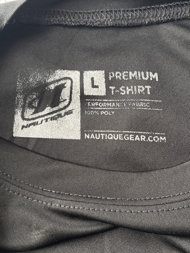 Nautique black rash guard (Category: Activewear) located in Pasig City. Submitted by sandace (Listing ID 1465598944, Image 3). Description: Authentic .