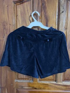 (Category: ) located in . Submitted by gbwardrobe (Listing ID 1465614141, Image 1). Description: .