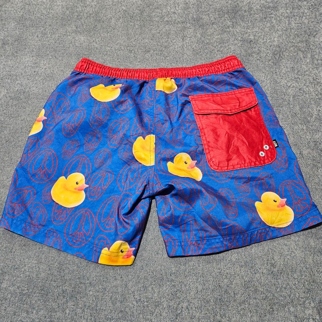 Neff ducky shorts (Category: Shorts) located in Baguio. Submitted by fadexquisite (Listing ID 1465581115, Image 2). Description: Neff ducky shorts Size med on tag Waist 28-32inch Length 15inch Rise 11inch Inseam 5inch Leg opening 11inch Excellent condition Note has rip design on sides 400 plus ship fee.