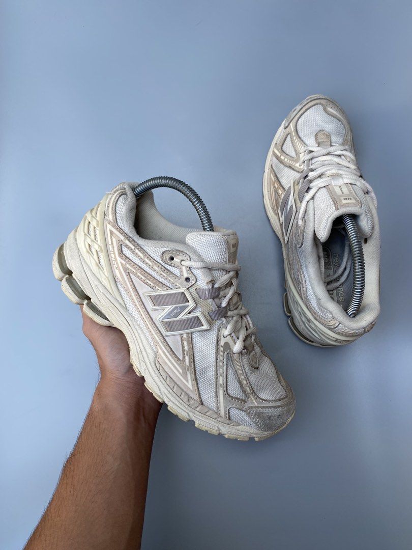 New Balance 1906 (Category: Sneakers) located in Iligan City. Submitted by jackofall.sole (Listing ID 1465610258, Image 1). Description: New Balance 1906 US 6.5W | EUR 38.5 | 23CM -Excellent condition, minimal sign of usage, need light wash ₱1599 + sf.