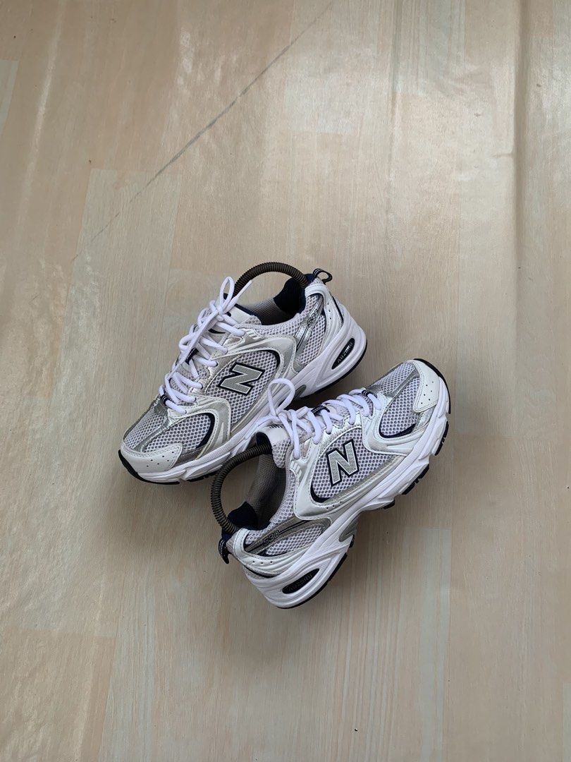 New Balance 530 (Category: Sneakers) located in Cebu City. Submitted by helufattyyy (Listing ID 1465633601, Image 2). Description: New Balance 530 Preloved With out Box Mens 6 Womens 7 Cm 24 Euro 38.5 Good as new No issues 2150 + shippingfee Location Cebu City No Cop/Cod Pm.