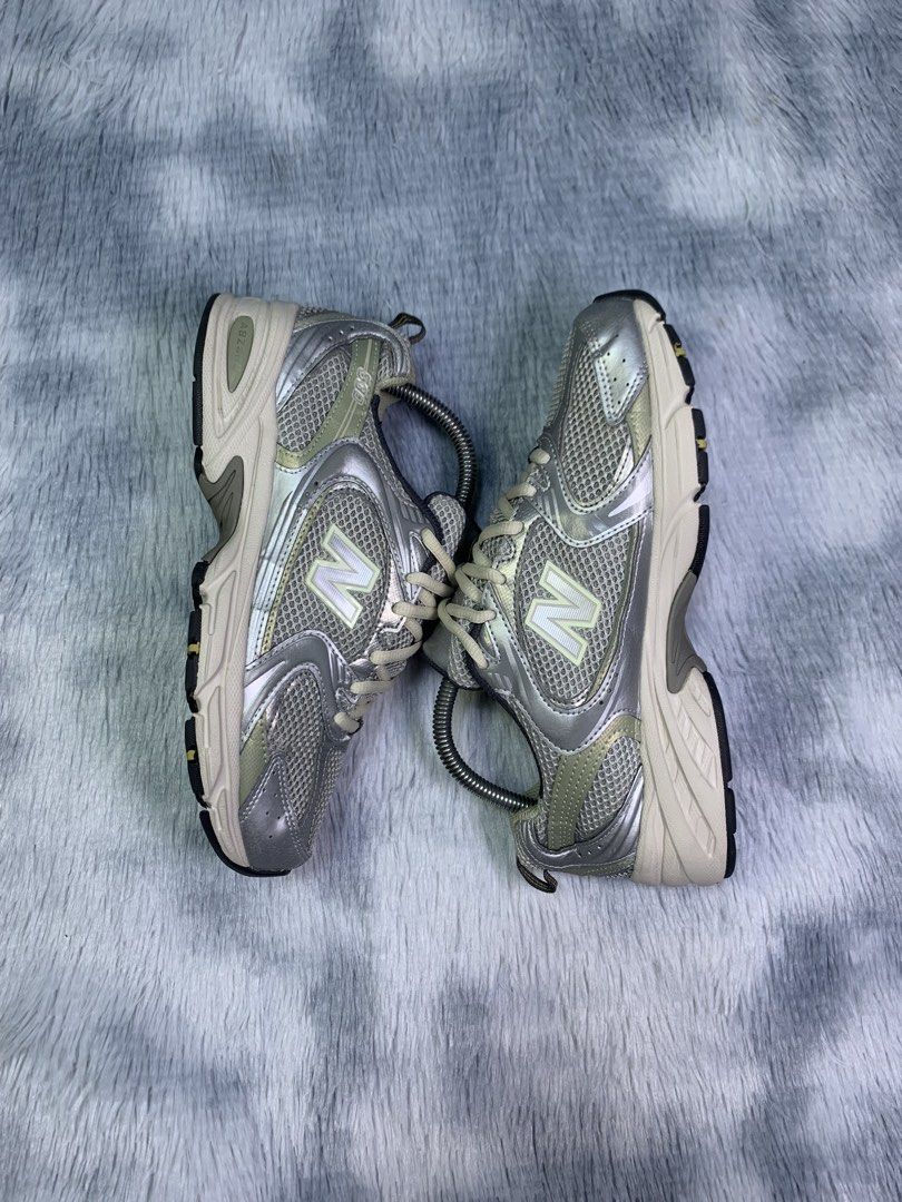 NEW BALANCE 530 SILVER KHAKI (Category: Sneakers) located in Quezon City. Submitted by shooz.kartel (Listing ID 1465757866, Image 2). Description: For sale only‼️ NEW BALANCE 530 SILVER KHAKI Excellent condition No major issues Size 6 mens 7.5 womens 38.5 euro 24 cm 1450 + sf only Legit/Authentic 💯 Pm for fast transact! 📩 Can do ship nationwide MOP: paymaya, bank transfer or gcash Location: Metro manila.