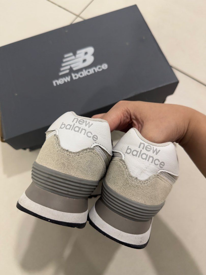 New Balance 574 Nimbus Cloud (Category: Sneakers) located in Cebu City. Submitted by lalalilly (Listing ID 1465656115, Image 3). Description: Price negotiable for sure buyer Comes with original box .