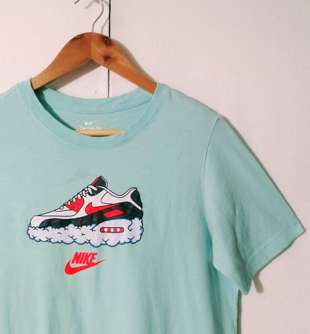 Nike (Category: Tshirts & Polo Shirts ) located in Iligan City. Submitted by jh_pr0 (Listing ID 1465696771, Image 3). Description: Nāykkk Like new Dimes: 19x27 Color rate: 9.8/10 No issue Mine: 550+sf.