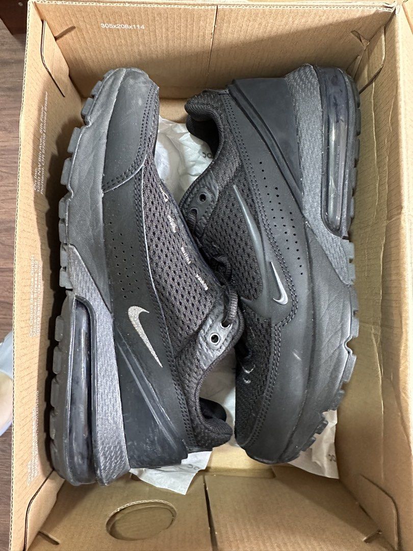 Nike airmax size 7 (Category: Sneakers) located in Manila. Submitted by mitch2783 (Listing ID 1465602713, Image 1). Description: Need wash, as is. no box intact sole 800php only.