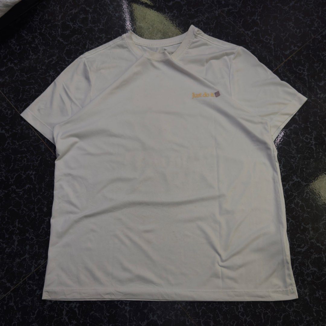 Nike “Dont ask me about Leg day” Tee (Category: Tshirts & Polo Shirts ) located in Ozamiz City. Submitted by vanouy (Listing ID 1465693218, Image 2). Description: .