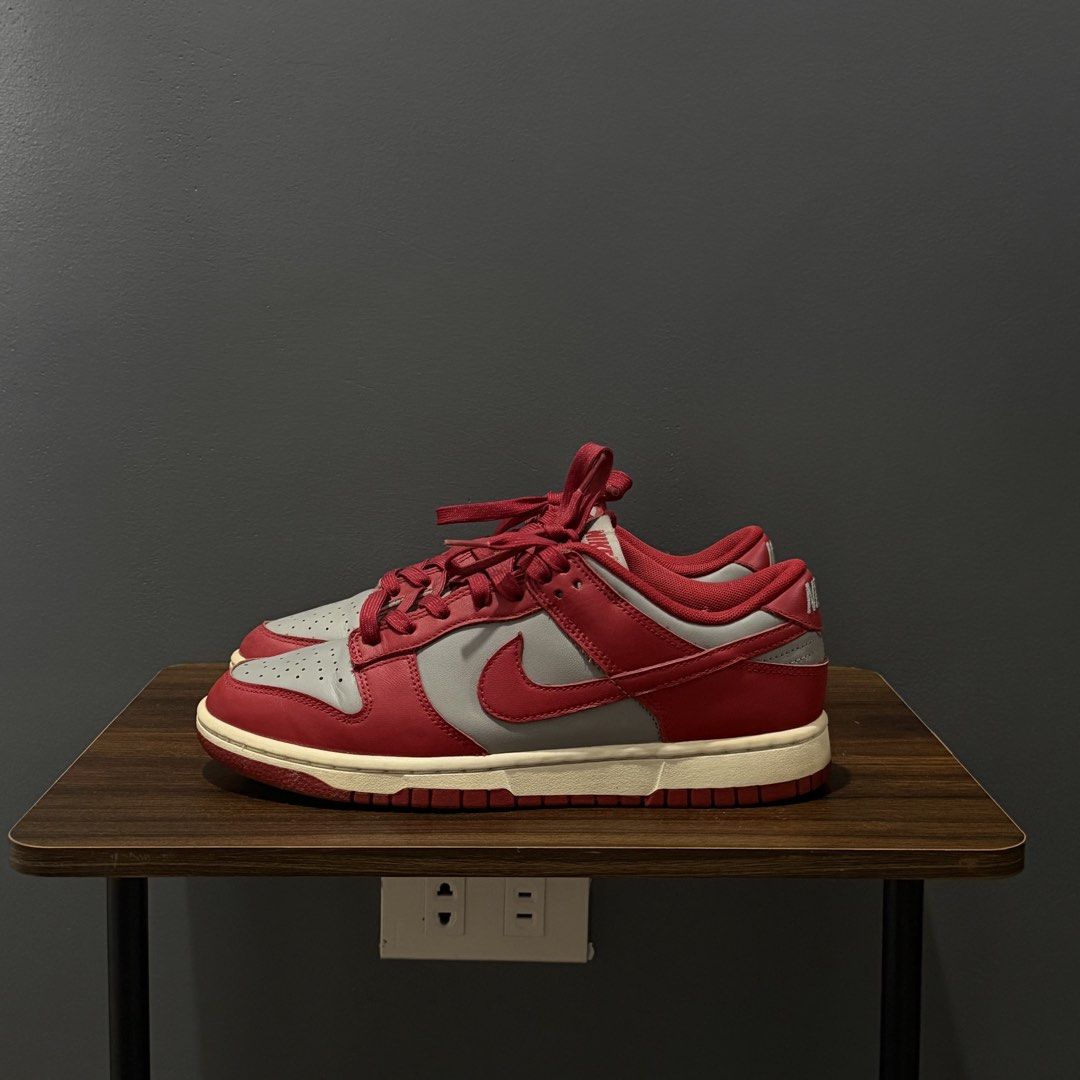 NIKE DUNKS UNLV (Category: Sneakers) located in Iloilo. Submitted by herde (Listing ID 1465601539, Image 1). Description: SIZE 7.5.
