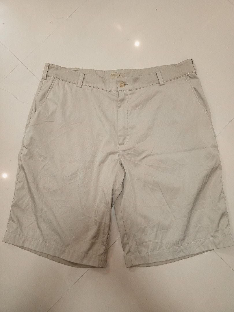 Nike Golf Dri-FIT Tan Shorts (Category: Shorts) located in Orani. Submitted by thriftniea (Listing ID 1465689608, Image 1). Description: NIKE GOLF SHORT TOUR PERFORMANCE SIZE 38 LENGTH 21.5.
