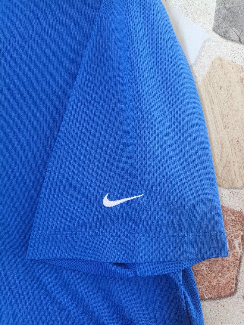 Nike Golf Polo | Royal Blue (PCMA) (Category: Activewear) located in Manila. Submitted by thriftters27 (Listing ID 1465587862, Image 3). Description: Nike Golf Polo | Royal Blue (PCMA) Nike golf polo na royal blue, may embroidered PCMA logo sa sleeve at small white swoosh. Dri-fit style na tela, pang-golf o pang-casual. 📏 W: 22 | L: 29.5 📍 Dasmariñas, Cavite 🚚 Courier: J&T 💳 Payment: GCash 📩 PM for orders.