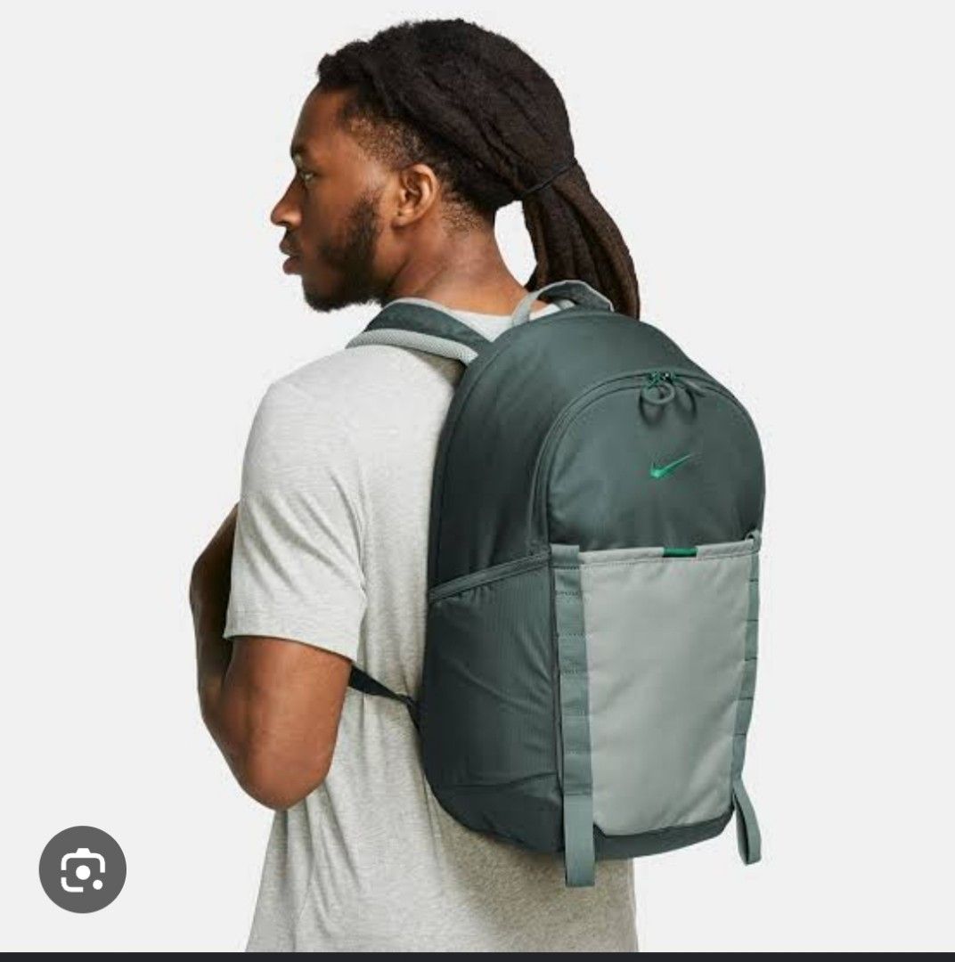 Nike hike Backpack (Category: Backpacks) located in Baguio. Submitted by ozara.06 (Listing ID 1465695688, Image 2). Description: Nike Hike Daypack 20L In very good condition Needs washing Very nice this 700.