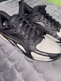 (Category: ) located in . Submitted by fashion_claims (Listing ID 1465752318, Image 1). Description: .