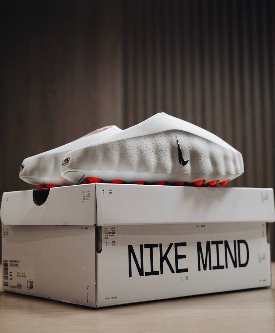 Nike Mind 001 Slide Light Smoke Grey/ Black Chrome (Category: Sneakers) located in Manila. Submitted by solefindsphilippines (Listing ID 1465598212, Image 3). Description: Nike Mind 001 Slide Light Smoke Grey/ Black Chrome Available Sizes: 11 men’s Price: 7,499 only ✔️ 100% Authentic / Legit / Original ✔️ Brand New ✔️ Limited stock available ✔️ Other ON models & colorways also available via preorder We can GUARANTEE successful preorder processing