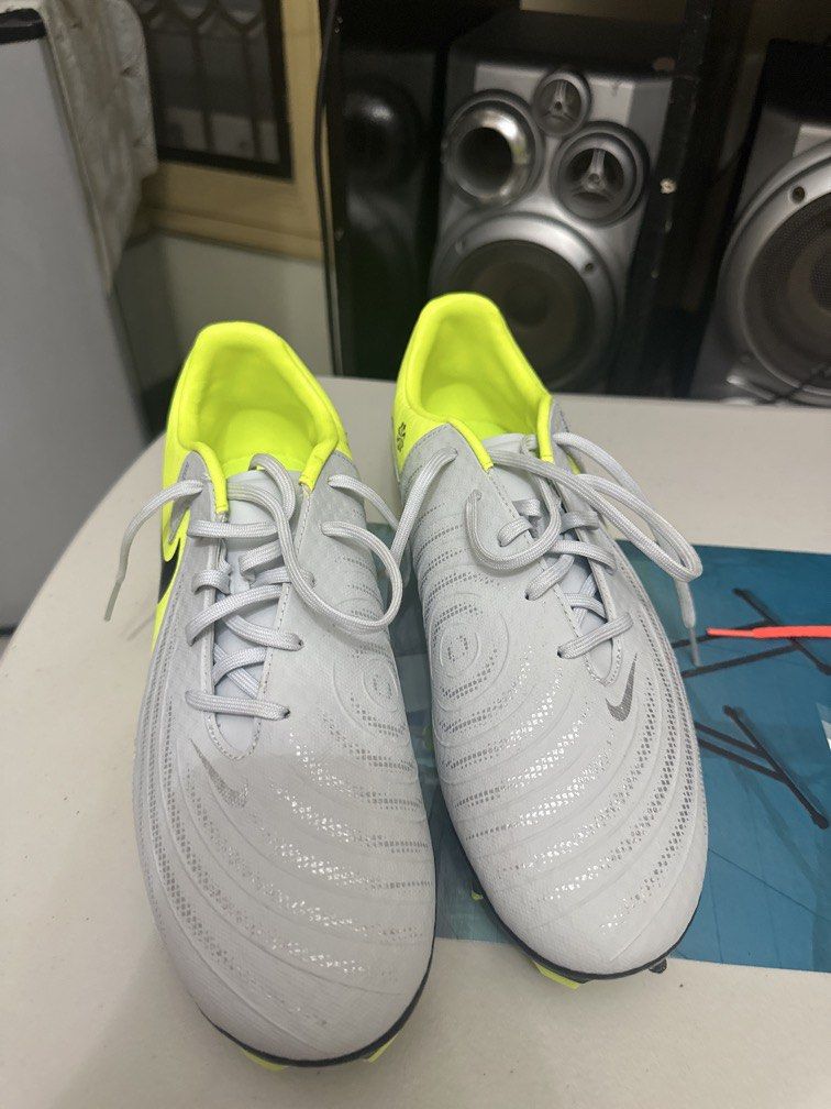 Nike Phantom GX2 Academy (Category: Other Sports Equipment and Supplies) located in Manila. Submitted by andreilo22 (Listing ID 1465686798, Image 1). Description: - Brand new - Never Used - Bought it from the Nike app - Reason For Sale: Need money - ORIGINAL.