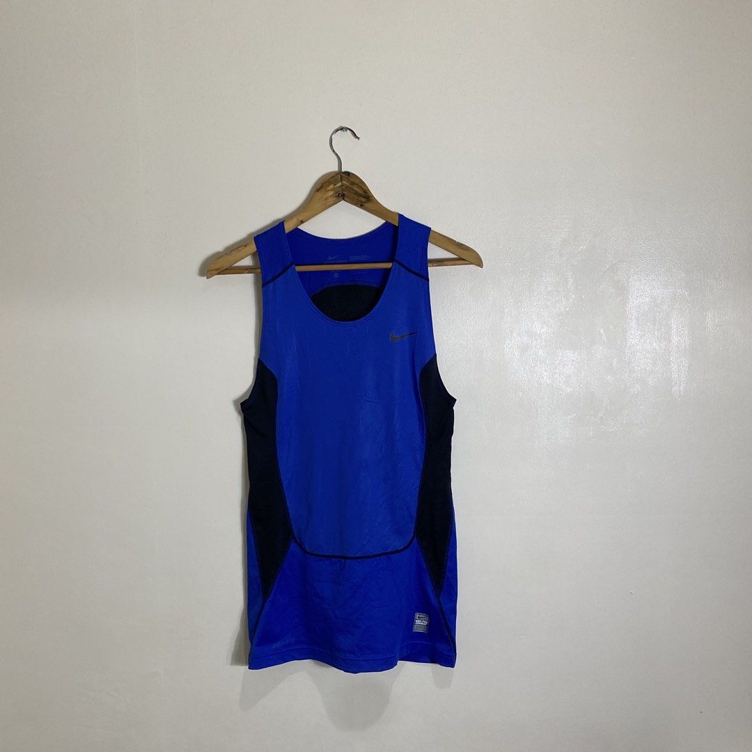 Nike Pro Combat Blue Tank Top Size L (Category: Activewear) located in Manila. Submitted by carbertjakosalem (Listing ID 1465754532, Image 1). Description: - Authentic Nike Pro Combat sleeveless top - Color: Royal blue with black mesh panels - Size: L (with clear interior branding) - Technology: Dri-FIT moisture-wicking fabric to keep you cool and dry - Condition: Great breathable material, ideal for gym, training, or running.
