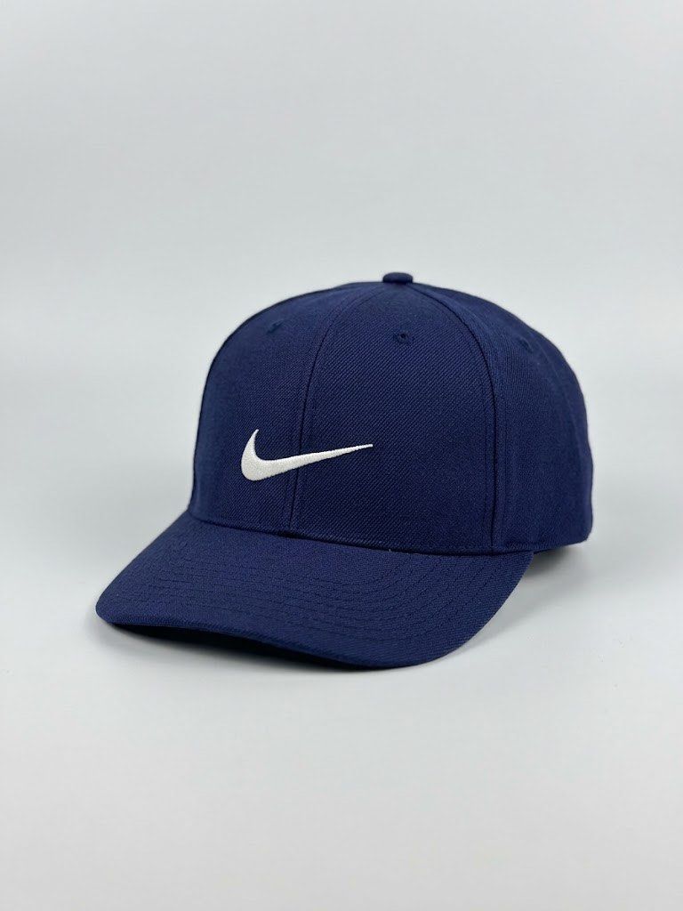 Nike Vintage Close Cap (Category: Caps & Hats) located in Bacolod City. Submitted by brianmadur84350 (Listing ID 1465572954, Image 1). Description: Vintage Complete tags Color rate 10/10 As new condition Size 7 ½.