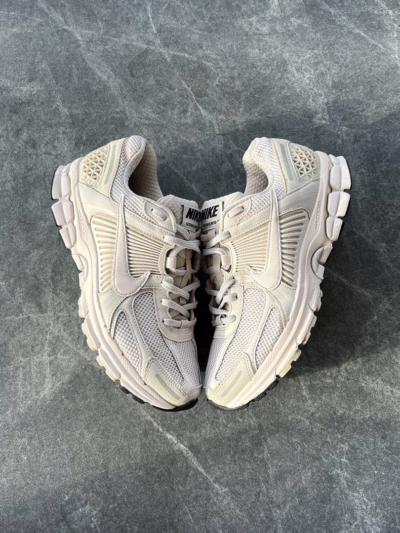 Nike Vomero 5 Sail (Category: Casual Shoes) located in Butuan. Submitted by jacobfrost (Listing ID 1465684202, Image 2). Description: Vomero 5 Sail 8 us mens 41 eur 26 cm Excellent condition no issue Authentic pair ₱2,800 🏷️.