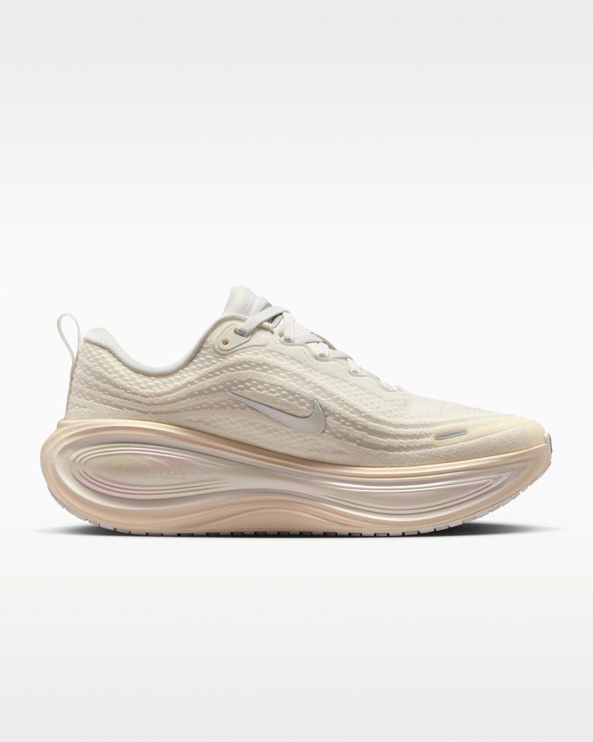 Nike Vomero Plus Women’s Size 7 (Category: Sneakers) located in Manila. Submitted by elaine.b (Listing ID 1465579985, Image 3). Description: Bought from Nike Store Taipei 101, Taiwan Barely used, mostly for walking Color: Summit White/Phantom/Pure Platinum/Chalk Comes with box Message for actual pics RFS: decluttering .