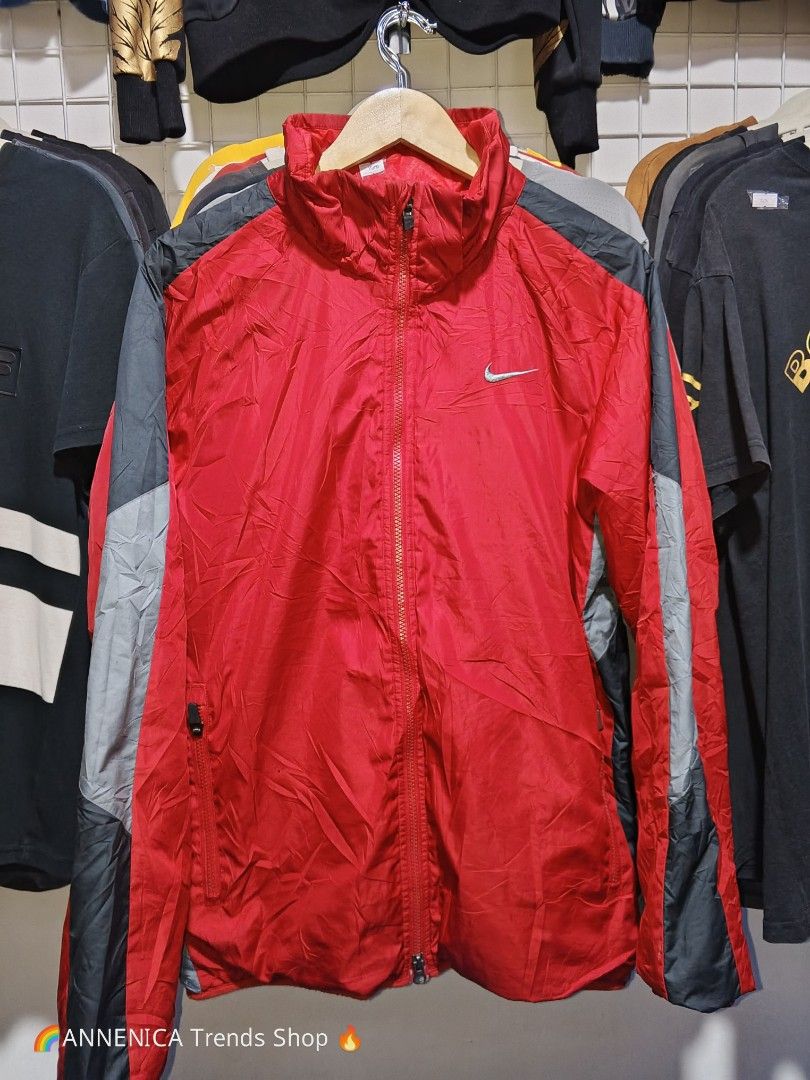 NIKE WINDBREAKER STORM FIT JACKET (Category: Coats, Jackets and Outerwear) located in Bulacan. Submitted by annenicathriftthriftlang (Listing ID 1465597310, Image 1). Description: 🔥 NIKE STORM-FIT WINDBREAKER JACKET 🔥 ✅ DETAILS: Brand: Nike Storm-FIT (legit tag) Color: Red / Black / Grey Two-tone - ang angas! Size: M on tag - 170/88A Chest: 95cm | Height: 165-175cm fit Best Fit: Medium to Large Type: Light Puffer / Windbreaker - pang motor, pan