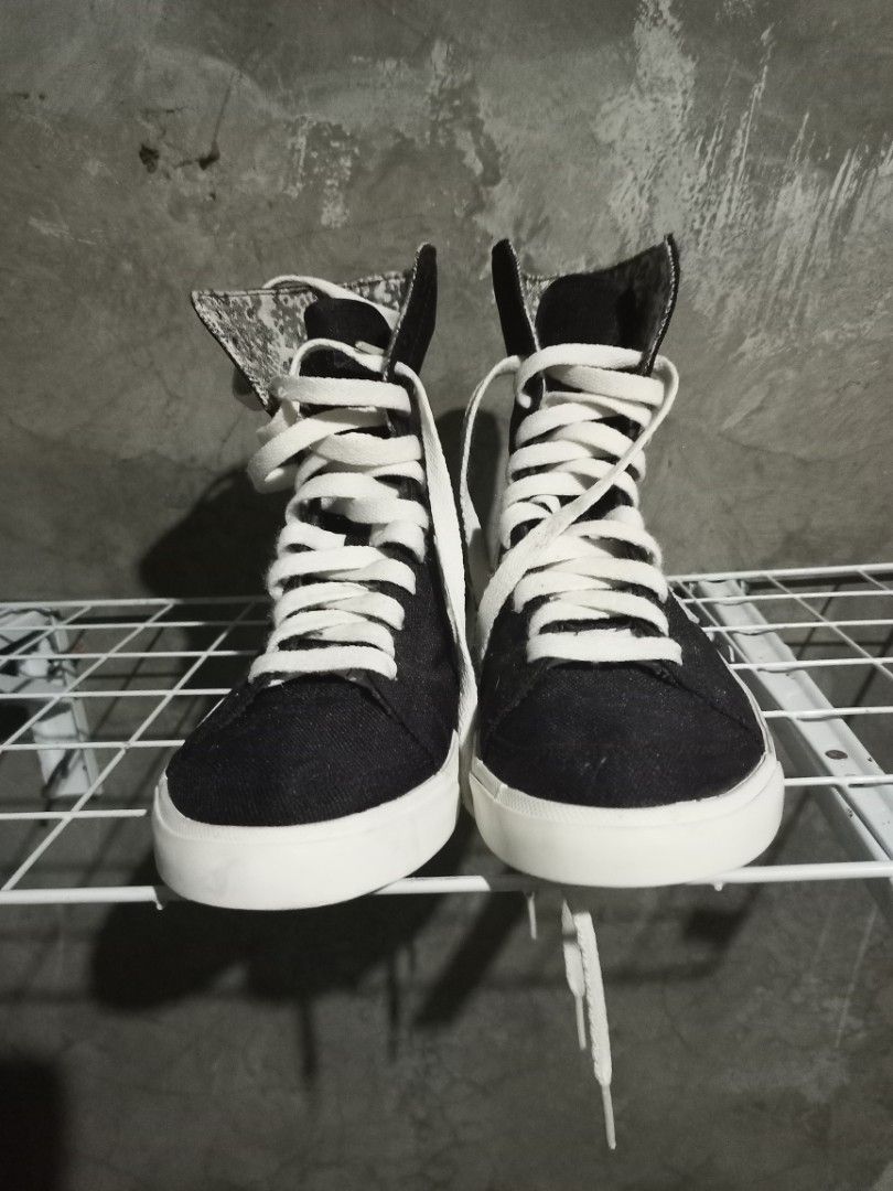 Nike Womens Blazer High (Category: Sneakers) located in Mabalacat. Submitted by hasashoe (Listing ID 1465682816, Image 3). Description: SIZE ON PIC EXCELLENT CONDITION READY TO WEAR GOOD WORKING PERFORMANCE.