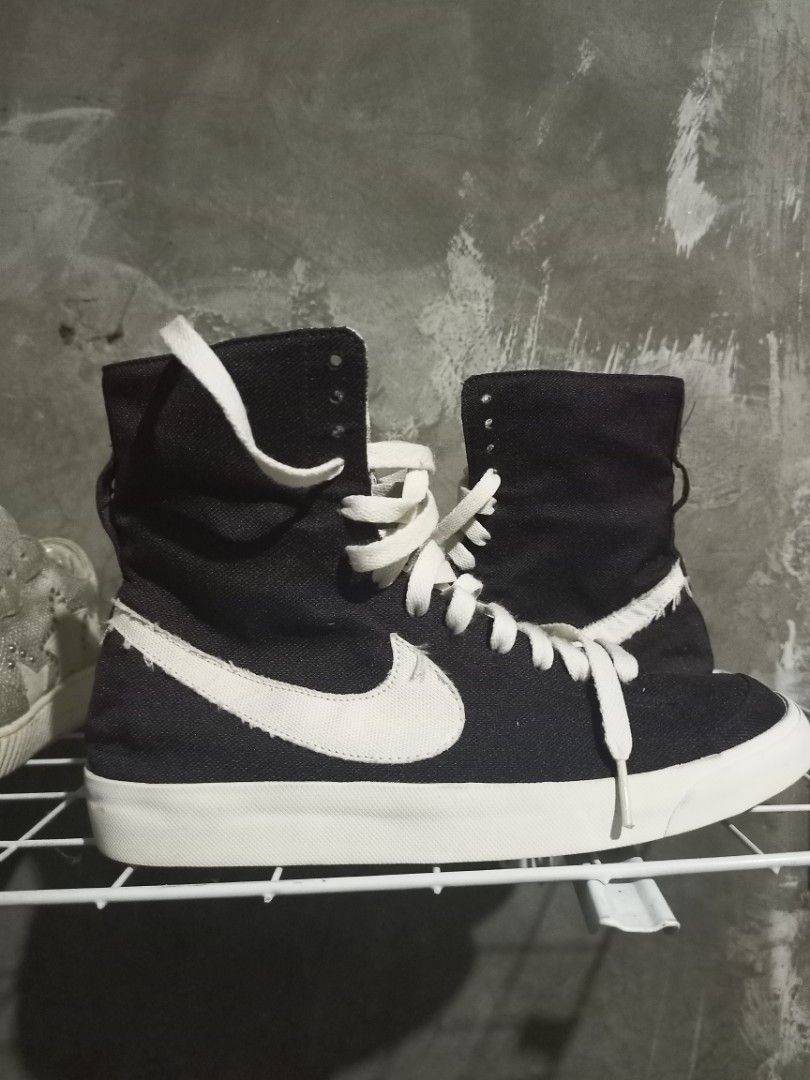Nike Womens Blazer High (Category: Sneakers) located in Mabalacat. Submitted by hasashoe (Listing ID 1465682816, Image 1). Description: SIZE ON PIC EXCELLENT CONDITION READY TO WEAR GOOD WORKING PERFORMANCE.
