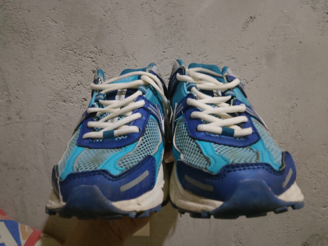 Nike Zoom Vomero 5 (Category: Looking For) located in Manila. Submitted by wildwater26 (Listing ID 1465631360, Image 2). Description: .