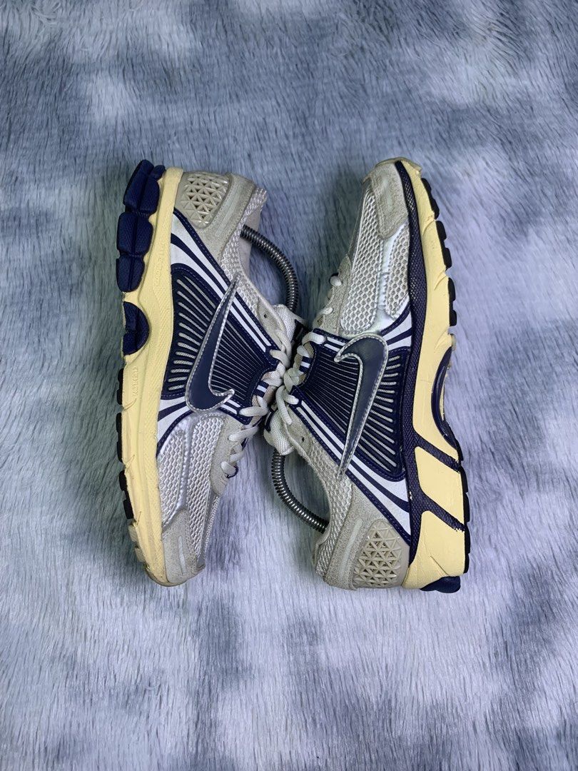 NIKE ZOOM VOMERO 5 THUNDER BLUE CREAM (Category: Sneakers) located in Quezon City. Submitted by shooz.kartel (Listing ID 1465745167, Image 2). Description: For sale only‼️ NIKE ZOOM VOMERO 5 THUNDER BLUE CREAM Excellent condition No major issues Size 8.5 us 42 euro 26.5 cm 2150 + sf only Legit/Authentic 💯 Pm for fast transact! 📩 Can do ship nationwide MOP: paymaya, bank transfer or gcash Location: Metro manila.