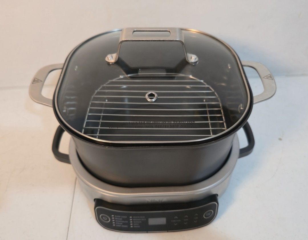 Ninja Foodi 8L Possible Cooker (Category: Cookers) located in Rizal. Submitted by potato_corner (Listing ID 1465692111, Image 3). Description: Ninja Foodi Possible Cooker Australian mall pull out Used display/demo unit 220V No issue 8L Capacity Model:MC1101ANZ 7.5k.