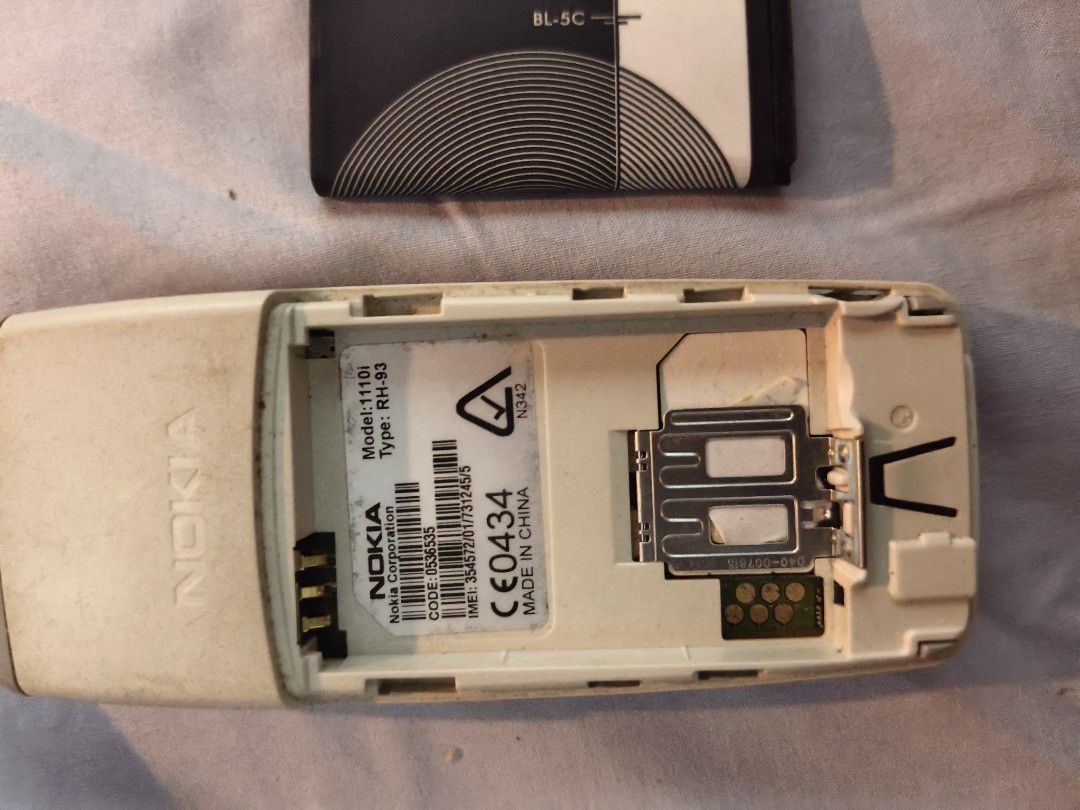 Nokia 1100i (Category: Early Generation Mobile Phones) located in Quezon City. Submitted by anitagalan89774 (Listing ID 1465703335, Image 3). Description: Nokia 1110i No issue all working P1, 800.00 slight Nego Brgy Masambong Quezon City Pick up / Lalamove No COD .