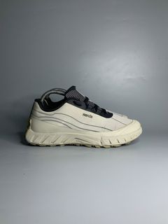 (Category: ) located in . Submitted by kalye_footwear (Listing ID 1465712981, Image 1). Description: .