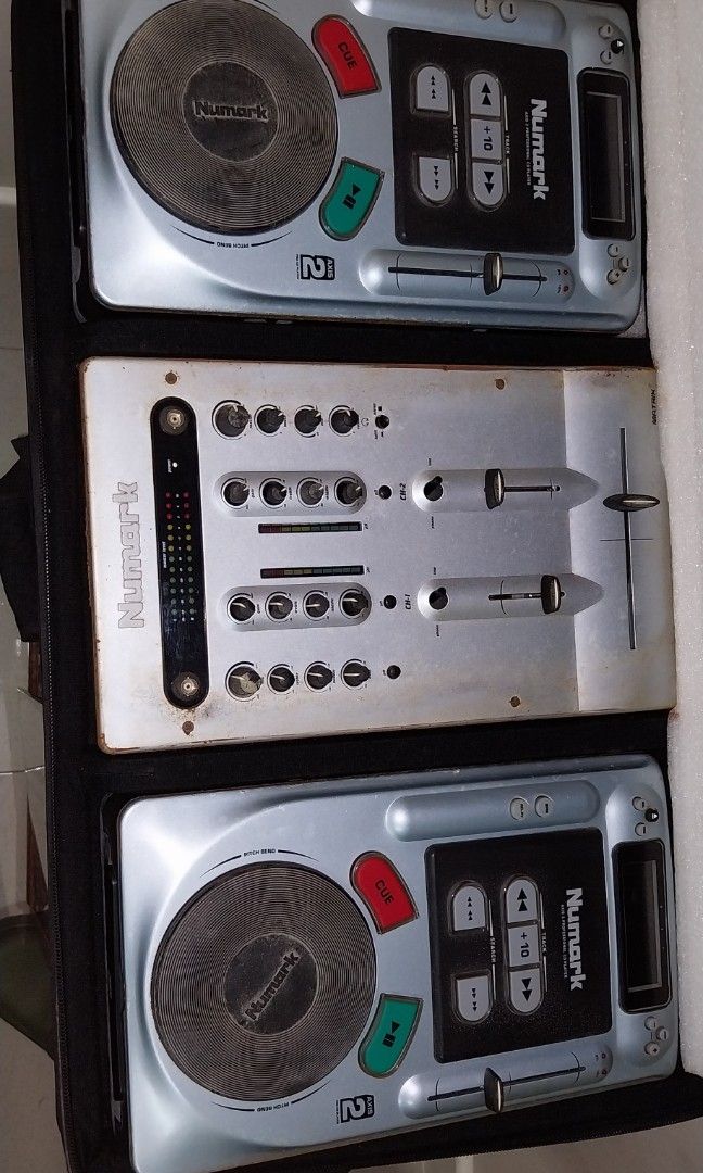 Numark DJ Mixer (working) (Category: Other Audio Equipment) located in Cainta. Submitted by detheos7 (Listing ID 1465599237, Image 1). Description: Numark DJ Mixer (working) old school negotiable price with cords and bag.